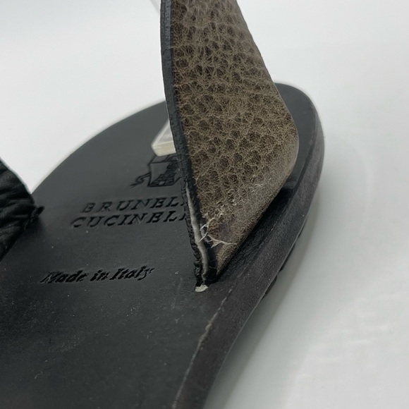 Brunello Cucinelli | Grey & Cream Leather Monili T-Strap Sandals |  EU 37 - Picture 15 of 16